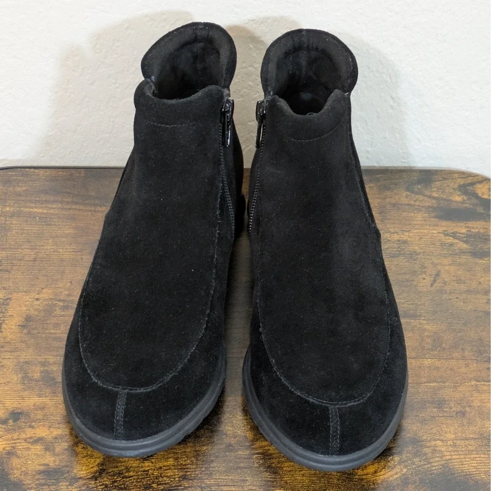 Vaneli Sport Leeta Black Suede Ankle‎ Boots Zip Booties Women's 6.5 M